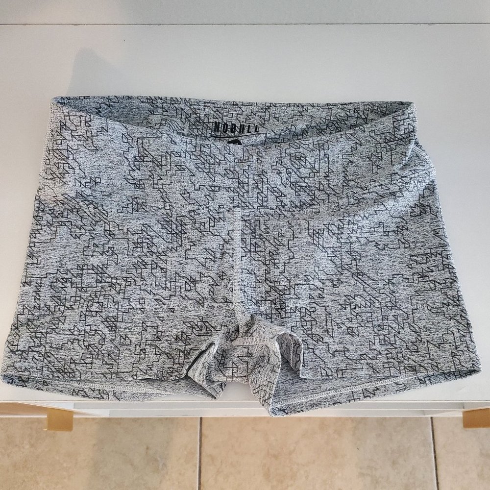 No Bull like new, gray geometric shorts